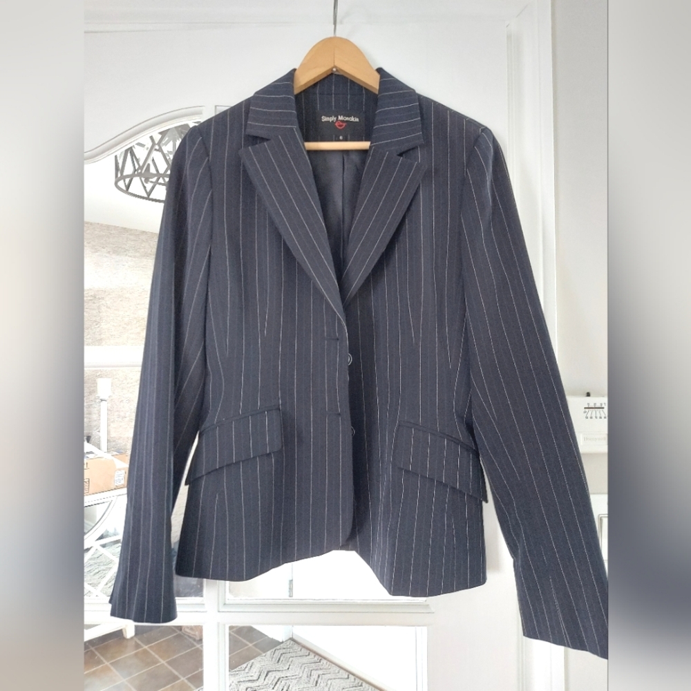 Elegant Black Pinstripe Blazer